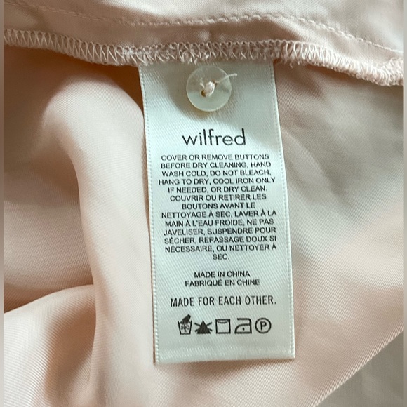 New Aritzia Wilfred Boyfriend Button-up Satin Shirt Relaxed Business Casual XS - Picture 8 of 9